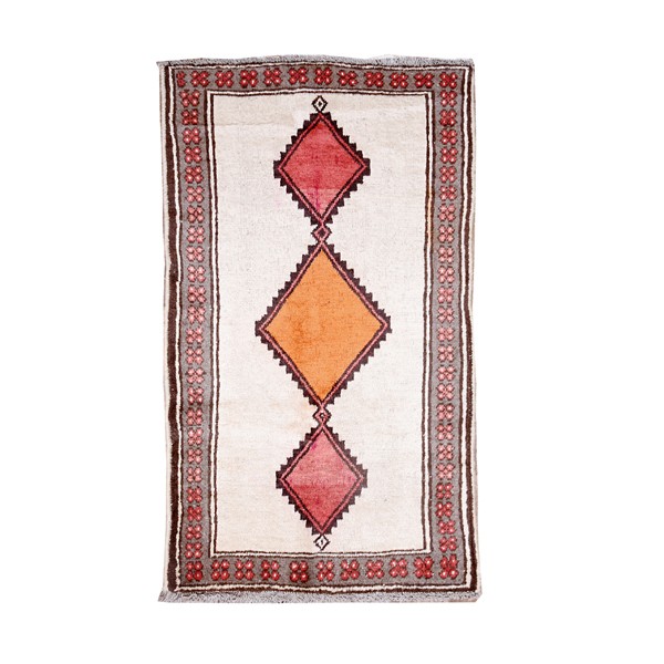 Shiraz hand-made carpets