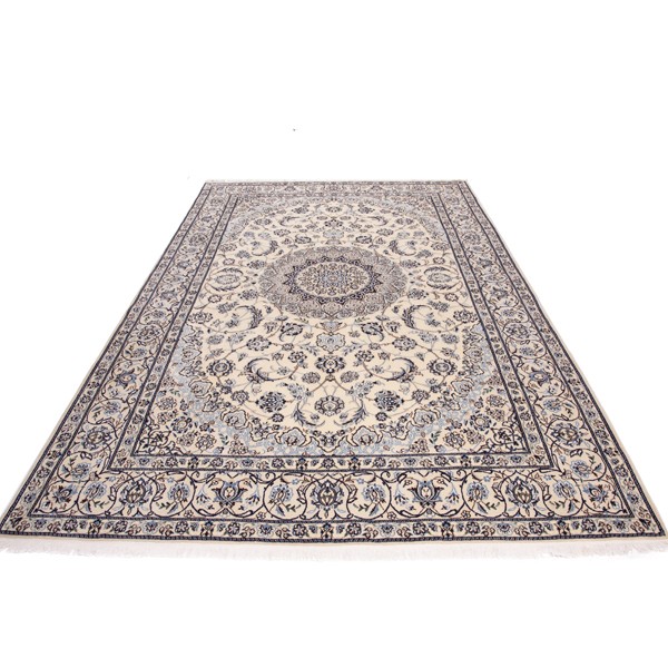 Naein hand-made carpets